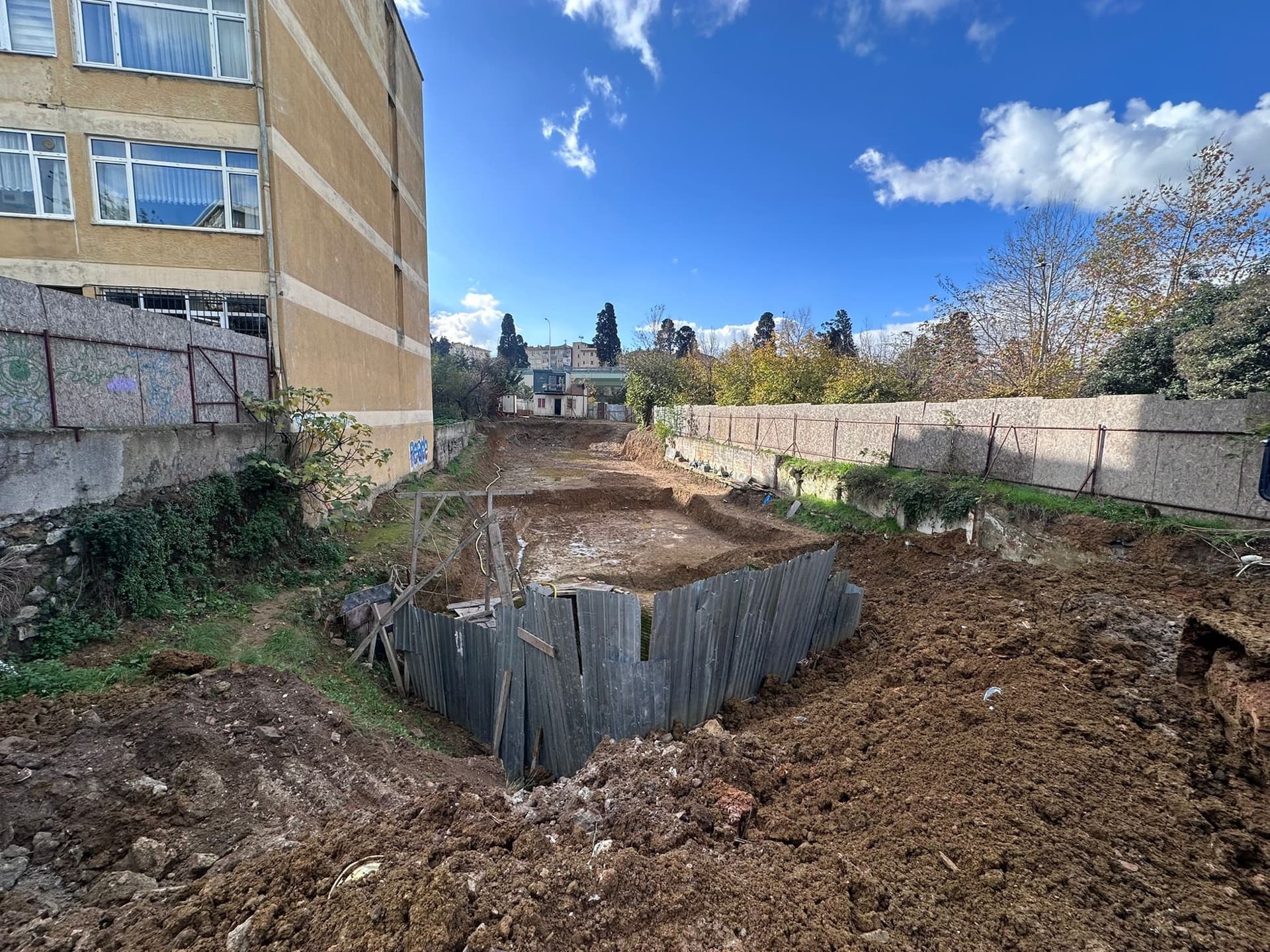 AYGEN APARTMANI PROJESİ 22 DAİRE 5 DÜKKAN